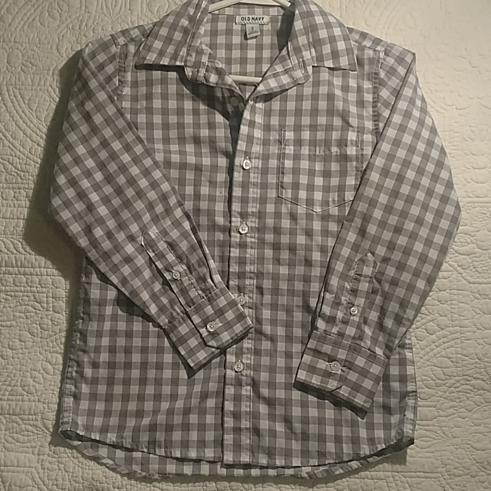 Old Navy, boys button down shirt.   M